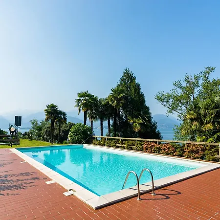 Semesterbostad With Terrace And Stunning View Stresa