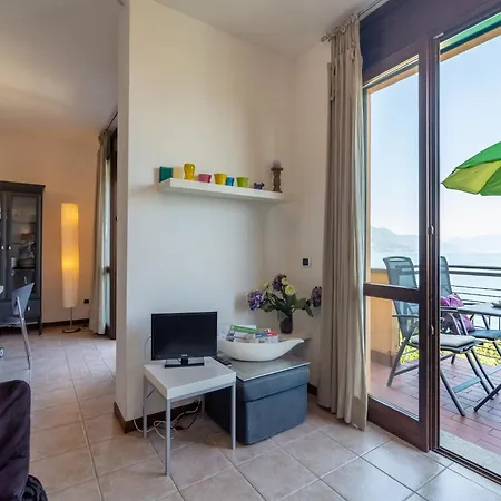 With Terrace And Stunning View 度假居 *