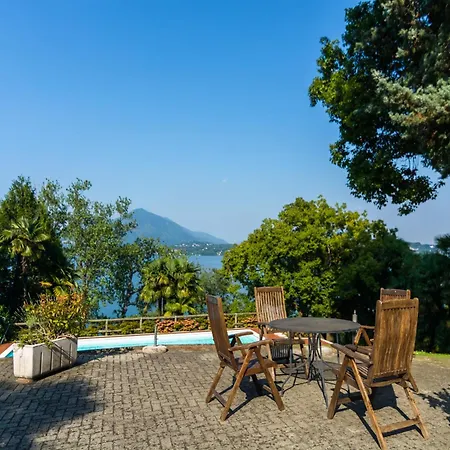 With Terrace And Stunning View 度假居 斯特雷萨