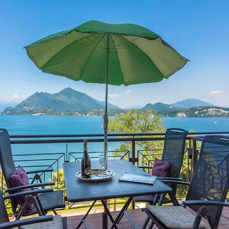 With Terrace And Stunning View Casa de Férias *